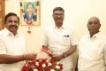 எடப்பாடி தவெக வேட்பாளர்: பழனிசாமி முன்னிலையில் அதிமுகவில் இணைந்தார்