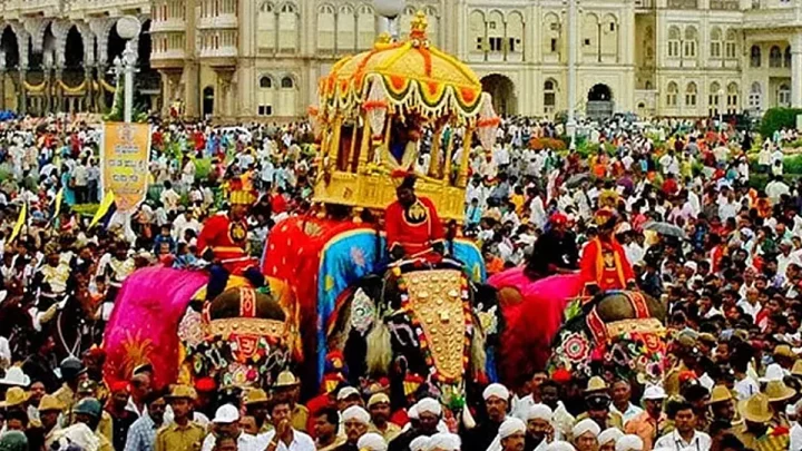 மைசூருவில் தசரா விழா இன்று கோலாகல தொடக்கம்
