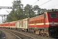 பயணிகளின் வசதிக்காக கரூர் வழியாக சிறப்பு ரெயில் இயக்கம்