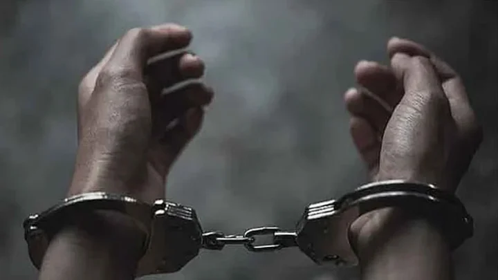 வீடியோ காலில் அழைத்து கல்லூரி மாணவியை ஆபாசமாக படம் பிடித்து மிரட்டல் – உடற்பயிற்சியாளர் கைது