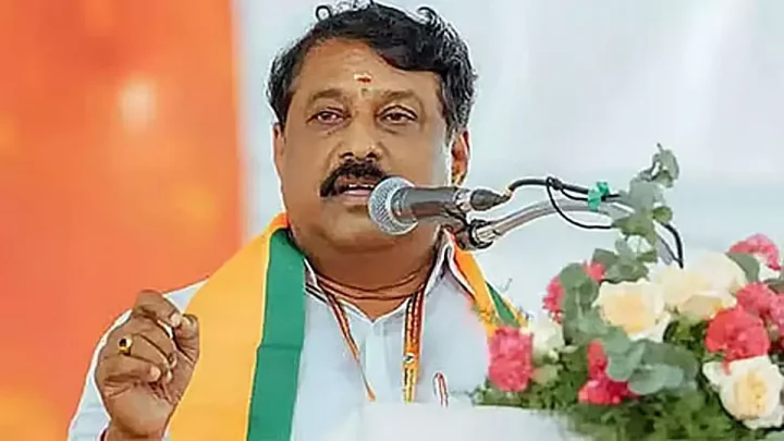 சர்வதேச போதைப்பொருள் மாபியாவின் கூடாரமா தவெக? – நயினார் நாகேந்திரன்