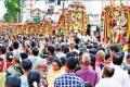 கருட சேவை: ஒரே இடத்தில் காட்சியளித்த 27 பெருமாள்கள்… பக்தர்கள் பரவசம்