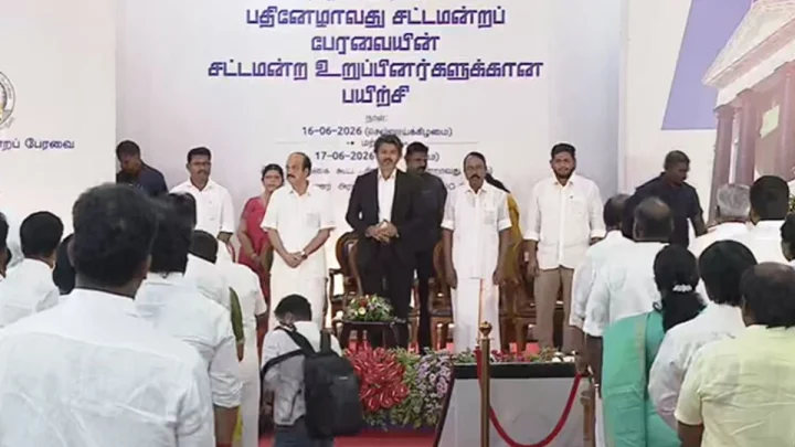 சட்டமன்ற உறுப்பினர்களுக்கான பயிற்சி முகாமை தொடங்கி வைத்தார் முதல்-அமைச்சர் விஜய்