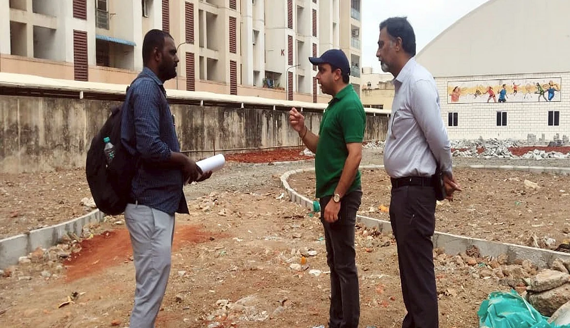 Deputy-Commissioner-inspect