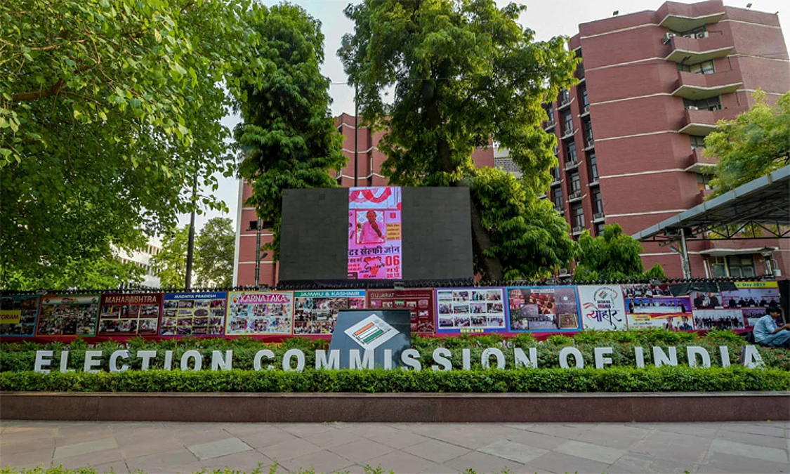 Election-Commission-1608