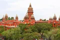 மாற்றுத்திறனாளிகள் எளிதில் அணுகும் வகையில் எத்தனை ரெயில் நிலையங்கள் உள்ளன? – ஐகோர்ட்டு கேள்வி