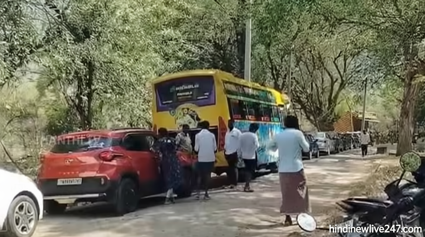 சர்வர் கோளாறு காரணமாக நுழைவுச்சீட்டு பெறுவதில் சிக்கல்; களக்காடு தலையணையில் சுற்றுலா பயணிகள் அவதி