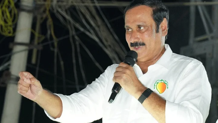 மின்சார வாரியத்தில் 25 ஆண்டுகளுக்கும் மேலாக பணியாற்றும் ஒப்பந்தப் பணியாளர்களை பணி நிலைப்பு செய்ய வேண்டும்- அன்புமணி
