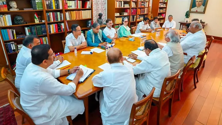 நாடாளுமன்ற மழைக்கால கூட்டத்தொடரில் காங்கிரசின் வியூகம் என்ன?