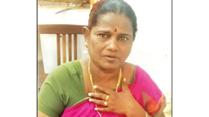உதவித்தொகை வழங்க ரூ.1,000 லஞ்சம் கேட்ட பெண் அலுவலர் கைது