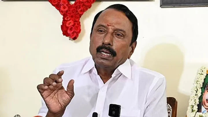 எம்.ஜி.ஆர்., ஜெயலலிதாவுக்கு பிறகு அ.தி.மு.க. ஒன்றிணைய சாத்தியமில்லை – செங்கோட்டையன்
