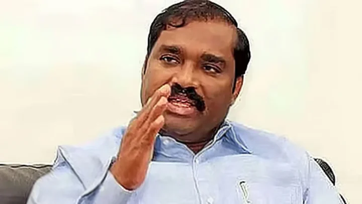 கோவை மாணவர் கொலை சம்பவம்; உண்மை முழுமையாக வெளிவர வேண்டும் – வேல்முருகன்