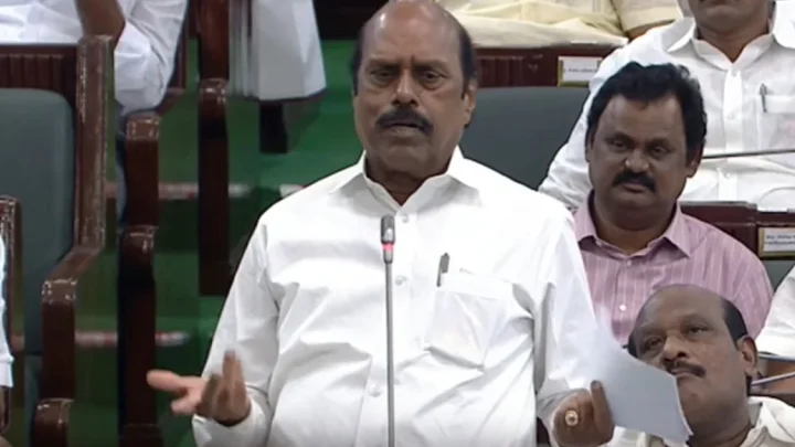 காலை உணவு திட்டத்திற்கு காமராஜர் பெயர் வைத்தது ஏன்? – தி.மு.க. எம்.எல்.ஏ. எ.வ. வேலு கேள்வி