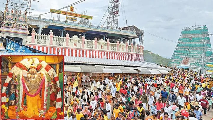 திருத்தணி முருகன் கோவிலில் ஆடிக்கிருத்திகை விழா கோலாகலம்: லட்சக்கணக்கான பக்தர்கள் தரிசனம்
