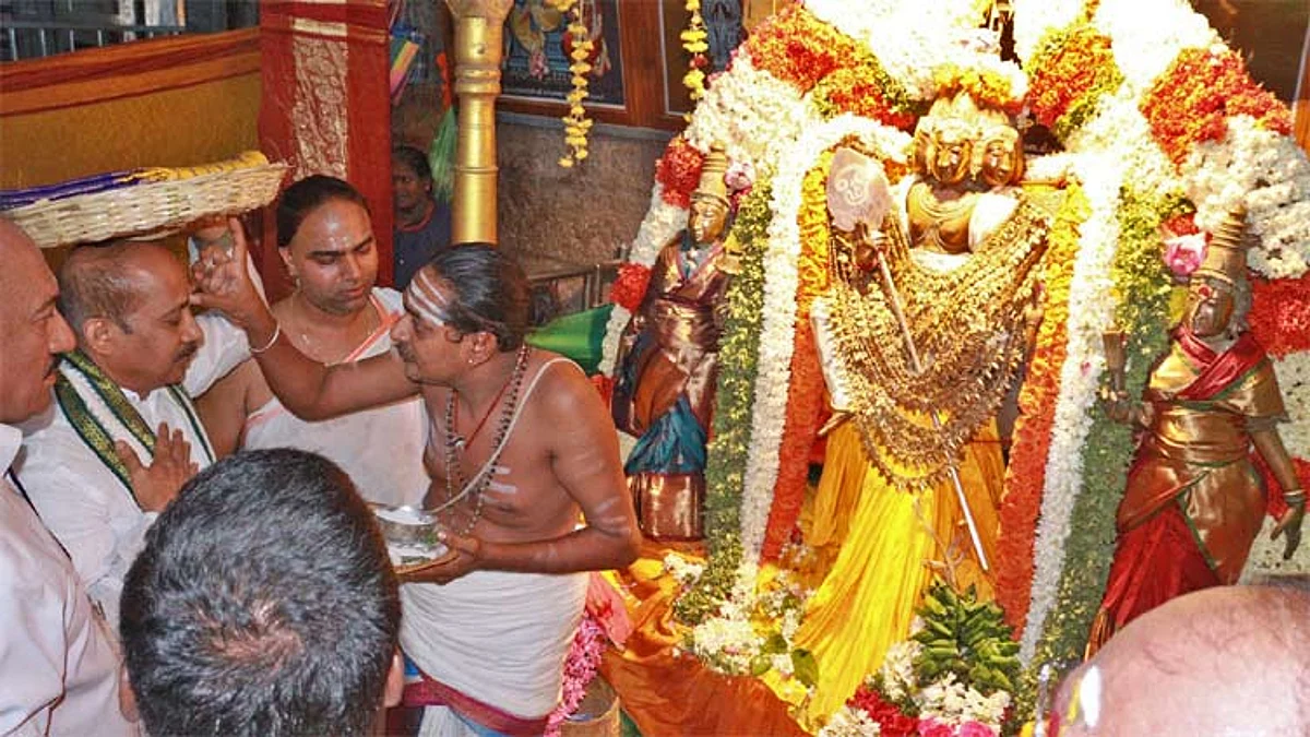 ttd-pattu-vastram