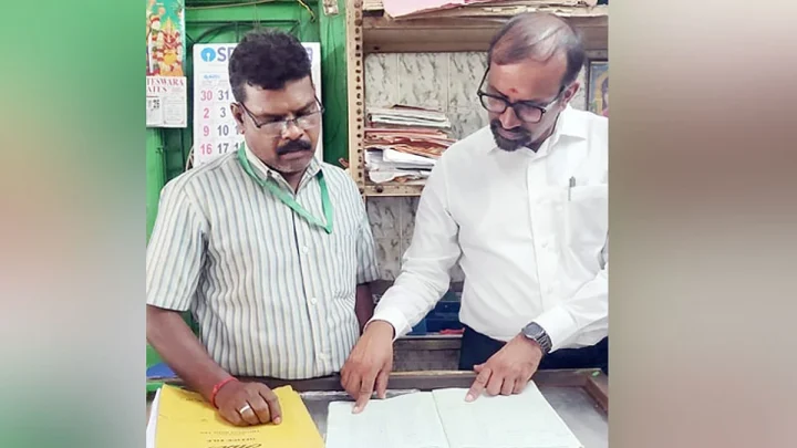 சென்னை: அமுதம் பல்பொருள் அங்காடியில் அமைச்சர் திடீர் ஆய்வு
