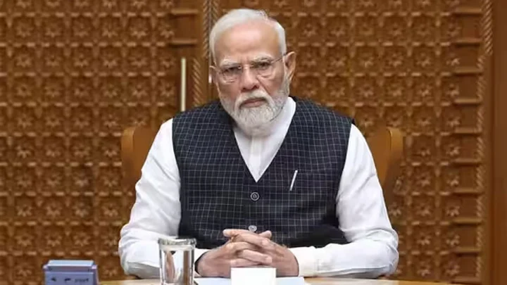 வாரணாசியில் வெள்ள பாதிப்பு; மீட்பு, நிவாரண பணிகளை மேற்கொள்ள அதிகாரிகளுக்கு பிரதமர் மோடி உத்தரவு