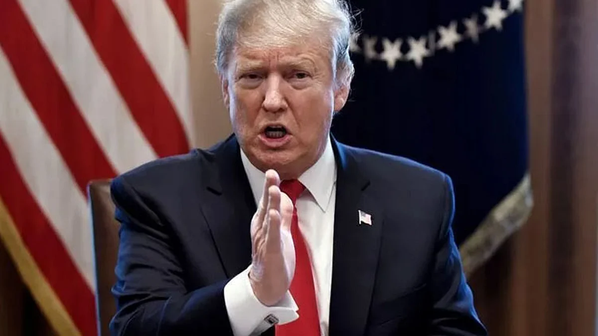 trumpwarn33